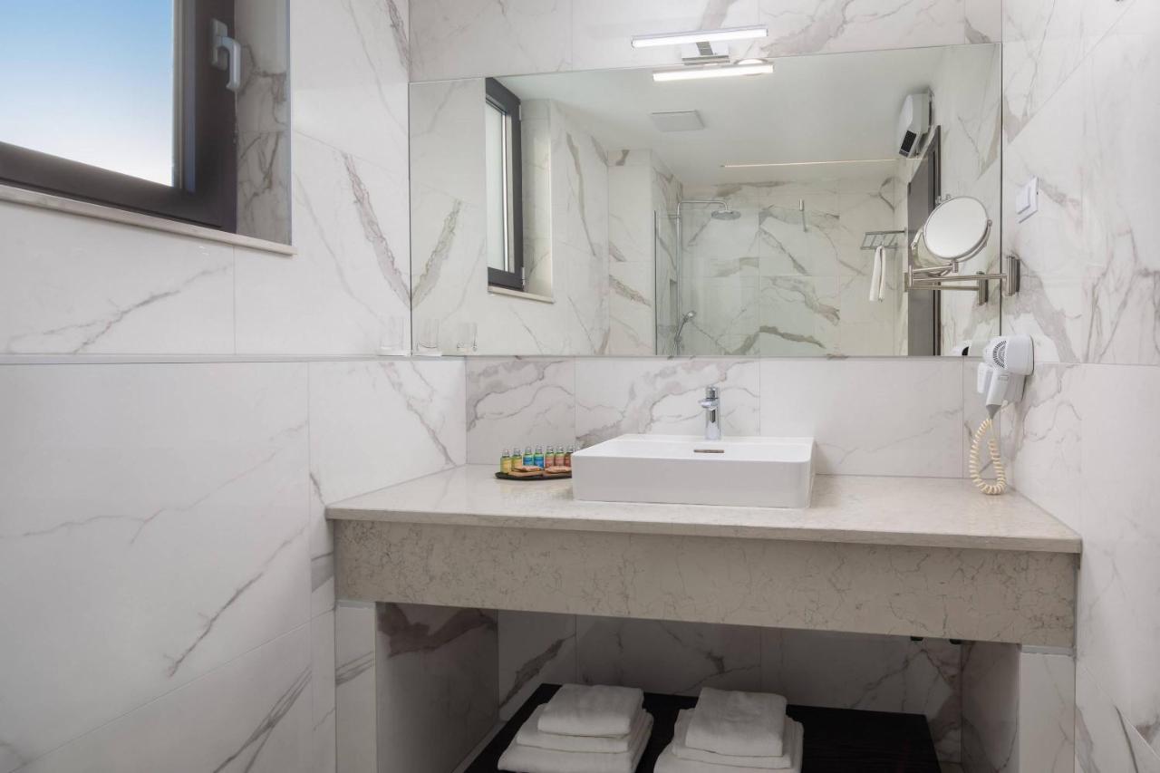 Ellure Luxury Suites 斯普利特 外观 照片